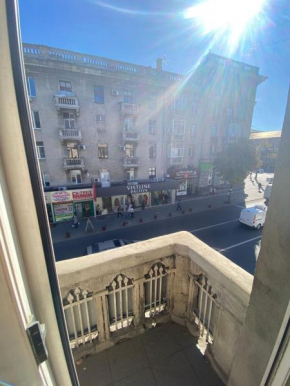 White New Apartments Ultracentral 2-rooms in the Heart Chisinau